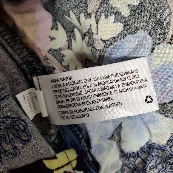 Ava & Viv Women’s Floral V-Neck Blouse Size 2X - Picture 5 of 6